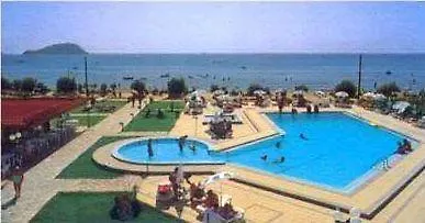 Astir מלון 3*